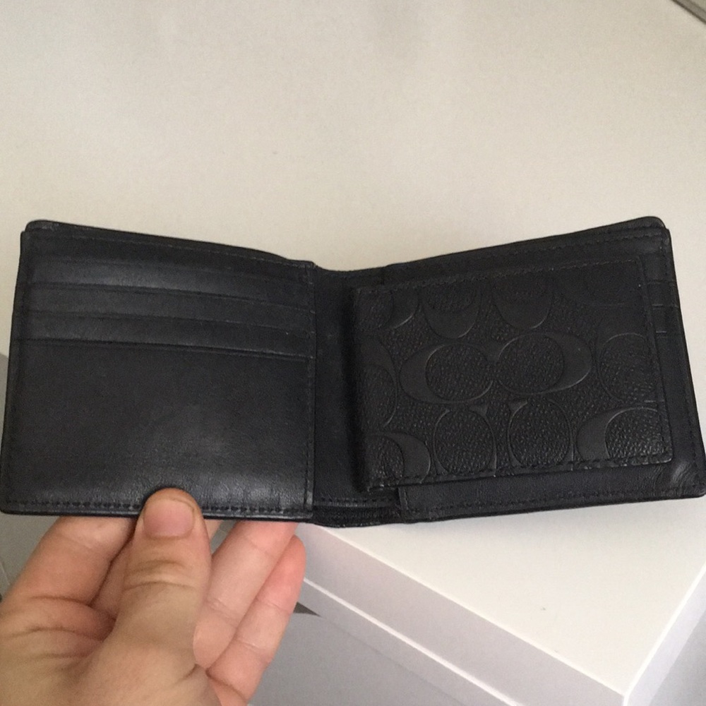 Coach wallet - Picture 2 of 4
